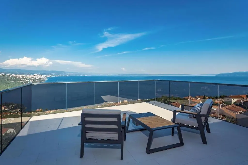 Platinum Villa Opatija 0*,